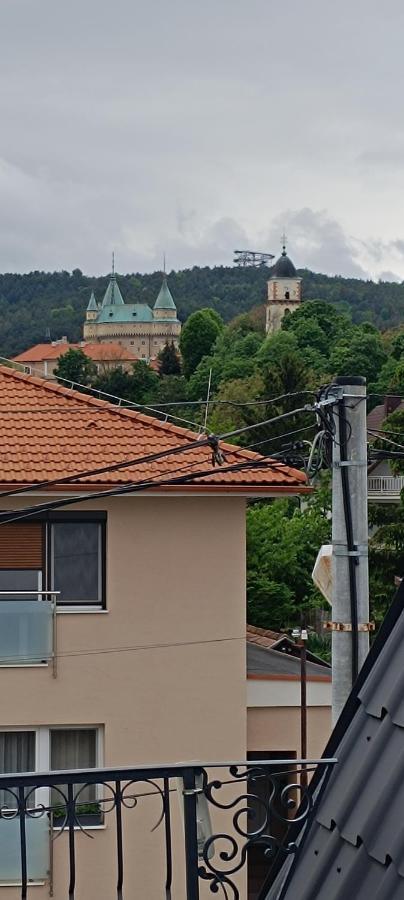 Apartman S Vyhladom Na Bojnicky Zamok Bojnice Exterior photo